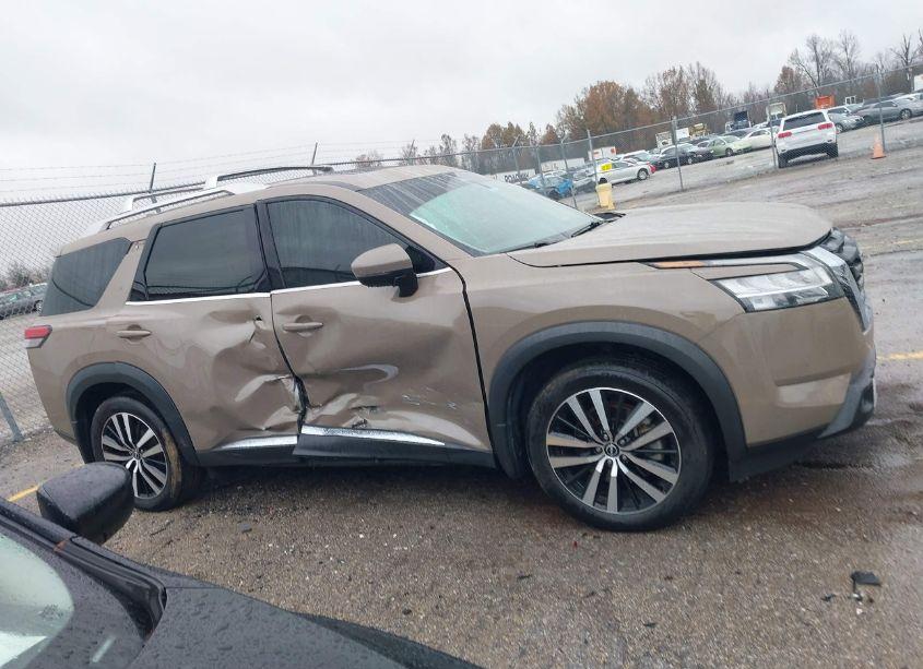 Photo 13 of 2023 Nissan Pathfinder PLATINUM 4WD (VIN 5N1DR3DK3PC231368)