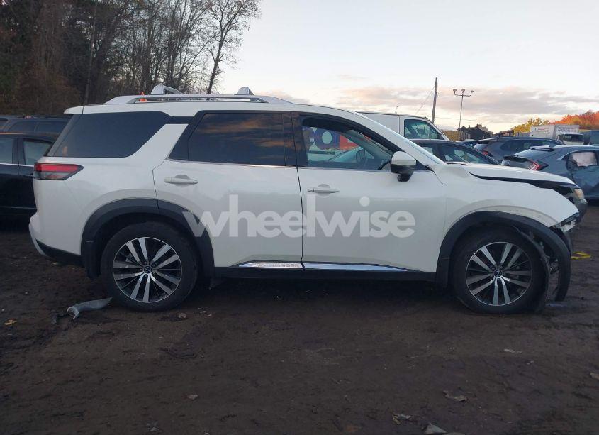 Photo 13 of 2023 Nissan Pathfinder PLATINUM 4WD (VIN 5N1DR3DK4PC249720)