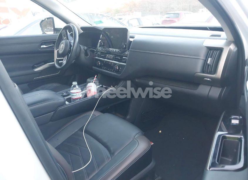 Photo 5 of 2023 Nissan Pathfinder PLATINUM 4WD (VIN 5N1DR3DK4PC249720)