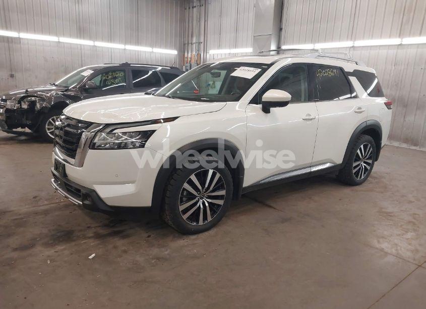 Photo 2 of 2023 Nissan Pathfinder PLATINUM 4WD (VIN 5N1DR3DKXPC217645)
