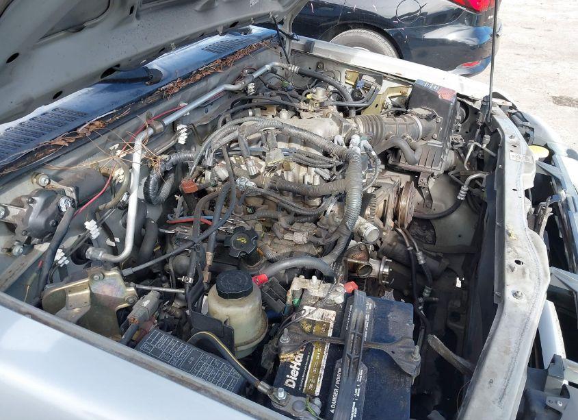 Photo 6 of 2003 Nissan Xterra XE (VIN 5N1ED28T03C698483)