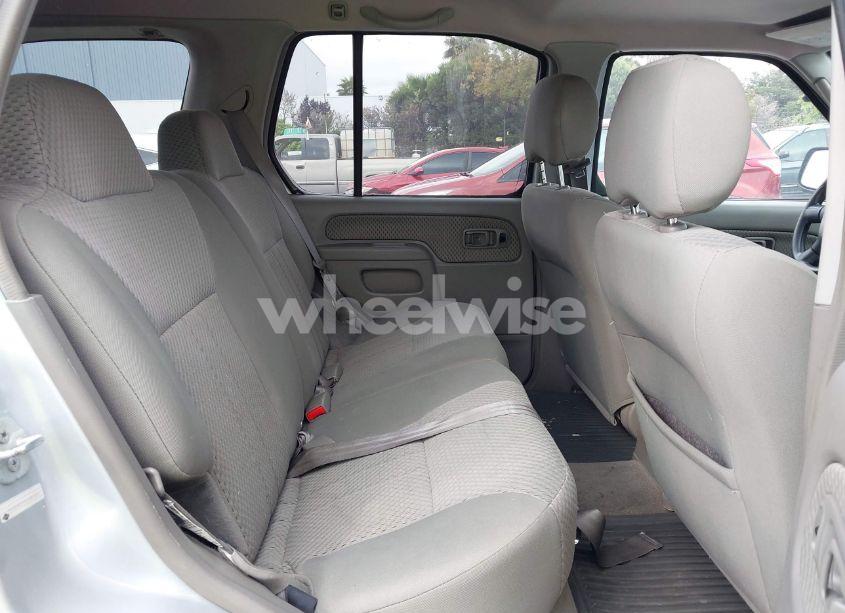 Photo 8 of 2002 Nissan Xterra XE (VIN 5N1ED28T22C606322)