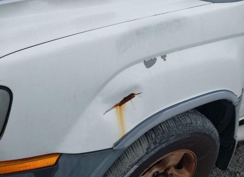 Photo 6 of 2004 Nissan Xterra XE (VIN 5N1ED28T44C667190)