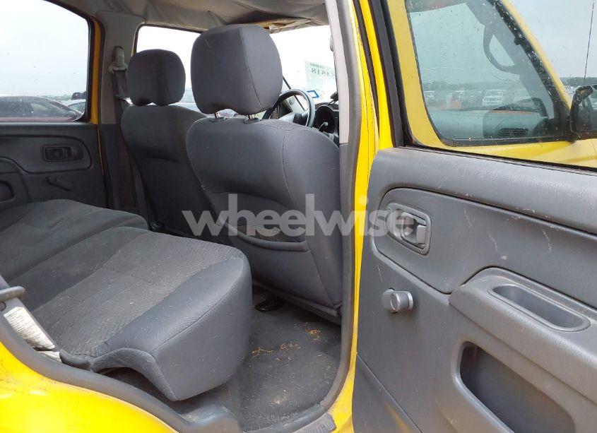 Photo 8 of 2003 Nissan Xterra XE (VIN 5N1ED28T53C698186)