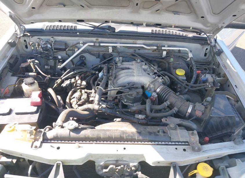 Photo 10 of 2002 Nissan Xterra SE (VIN 5N1ED28T82C534073)