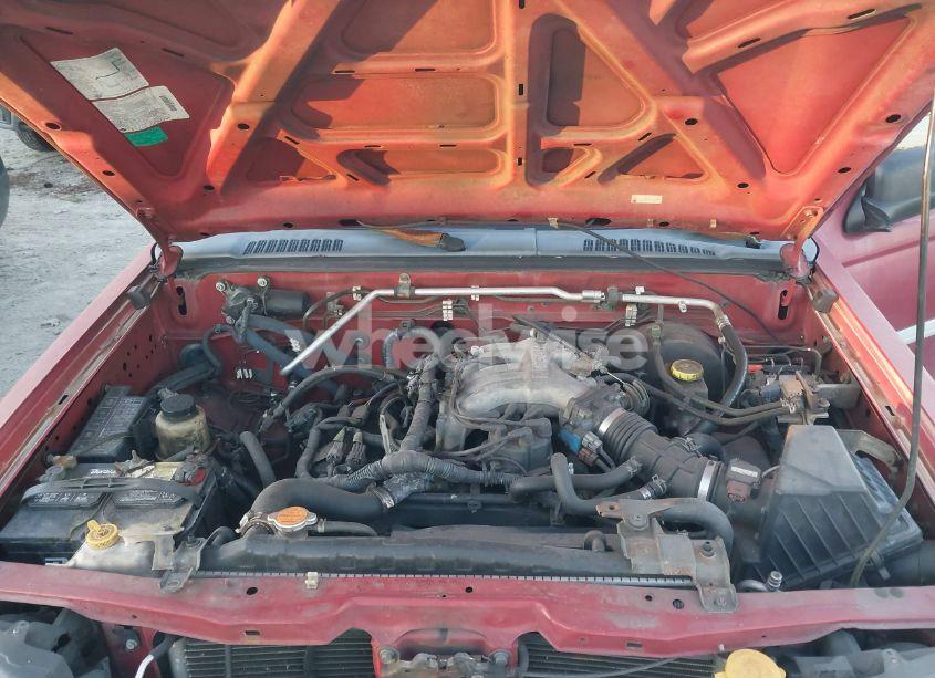 Photo 10 of 2002 Nissan Xterra XE (VIN 5N1ED28T82C555179)