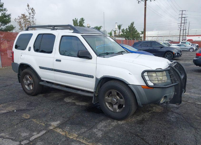 2002 Nissan Xterra SE (VIN 5N1ED28T82C584021) main photo