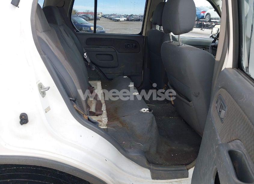 Photo 8 of 2002 Nissan Xterra XE (VIN 5N1ED28T92C587610)