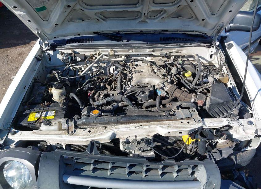 Photo 10 of 2004 Nissan Xterra XE (VIN 5N1ED28T94C662163)