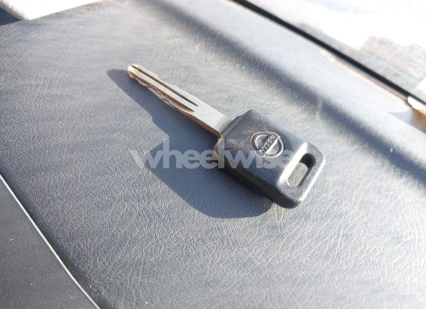 Photo 11 of 2002 Nissan Xterra XE (VIN 5N1ED28TX2C501995)