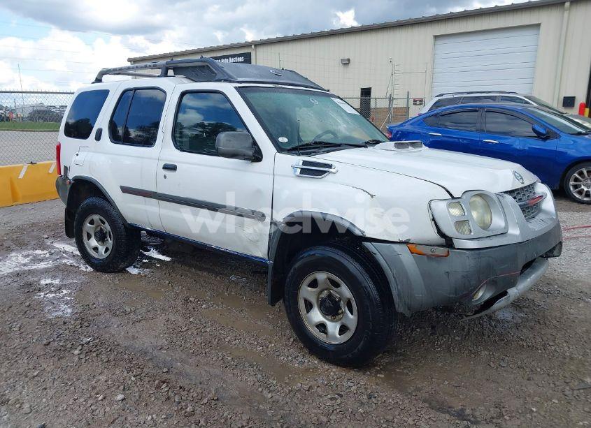 2002 Nissan Xterra XE (VIN 5N1ED28TX2C532812) main photo