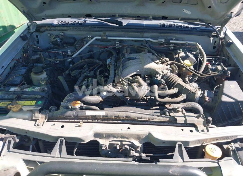 Photo 10 of 2002 Nissan Xterra SE (VIN 5N1ED28Y02C543233)