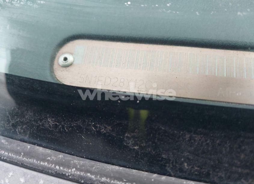 Photo 9 of 2002 Nissan Xterra XE (VIN 5N1ED28Y12C516445)