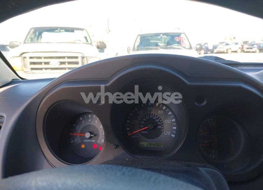 Photo 7 of 2002 Nissan Xterra XE (VIN 5N1ED28Y12C572384)