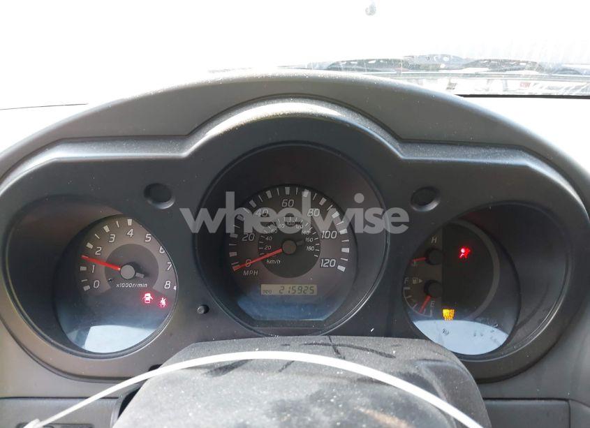 Photo 7 of 2002 Nissan Xterra XE (VIN 5N1ED28Y32C570765)