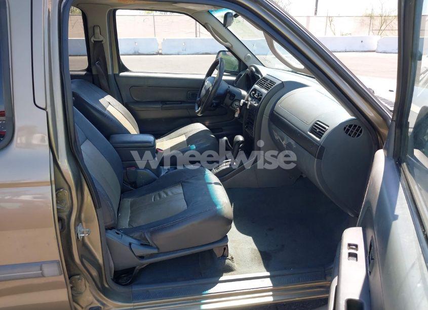 Photo 5 of 2002 Nissan Xterra XE (VIN 5N1ED28Y42C532137)