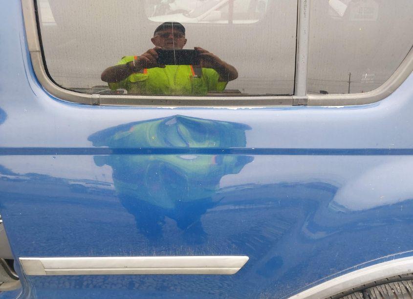 Photo 6 of 2004 Nissan Xterra XE (VIN 5N1ED28Y74C675232)