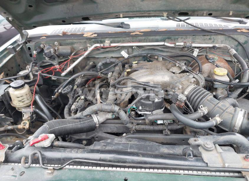 Photo 10 of 2002 Nissan Xterra XE (VIN 5N1ED28Y82C523652)