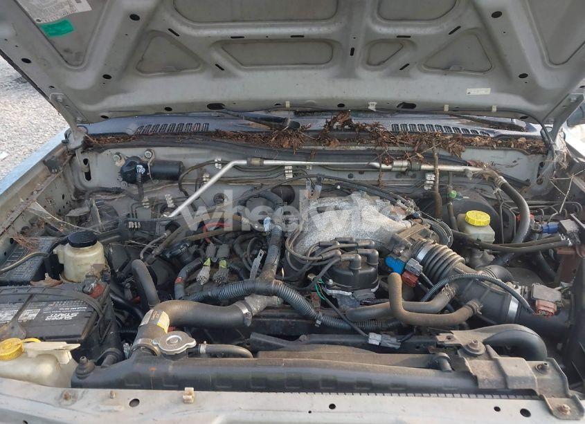 Photo 10 of 2002 Nissan Xterra XE (VIN 5N1ED28Y82C571264)