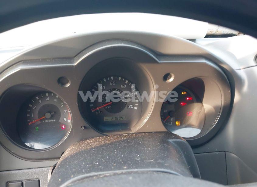 Photo 7 of 2002 Nissan Xterra XE (VIN 5N1ED28Y82C571264)