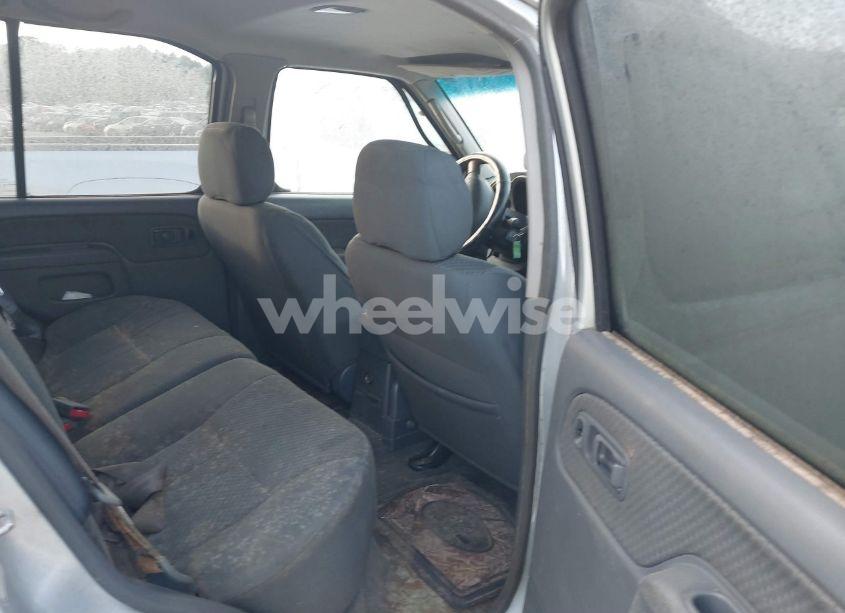 Photo 8 of 2002 Nissan Xterra XE (VIN 5N1ED28Y82C571264)