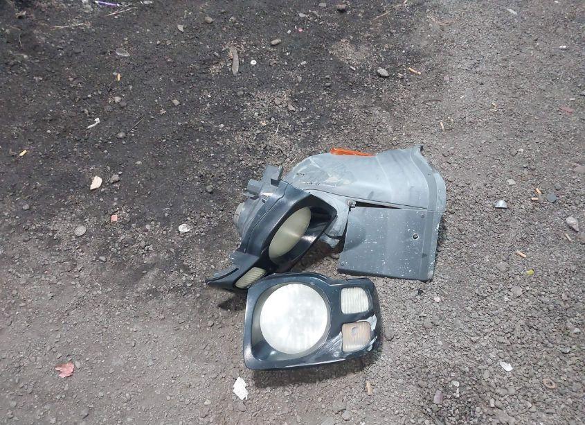 Photo 12 of 2003 Nissan Xterra XE (VIN 5N1ED28Y83C675710)