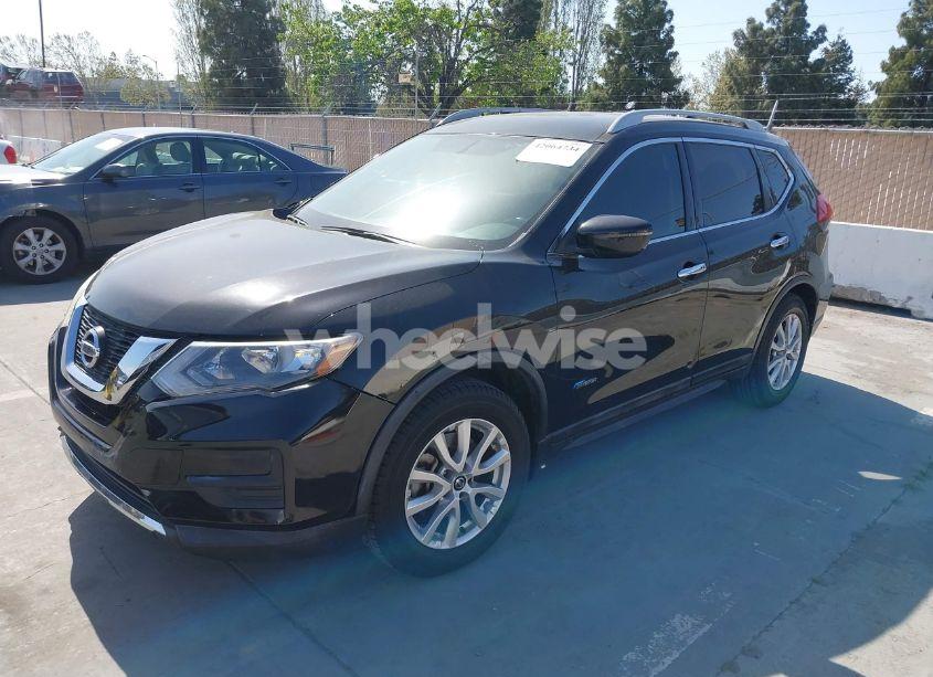 Photo 2 of 2017 Nissan Rogue HYBRID SV (VIN 5N1ET2MT1HC777080)