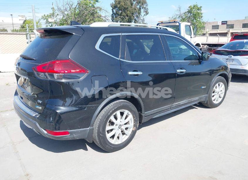 Photo 4 of 2017 Nissan Rogue HYBRID SV (VIN 5N1ET2MT1HC777080)