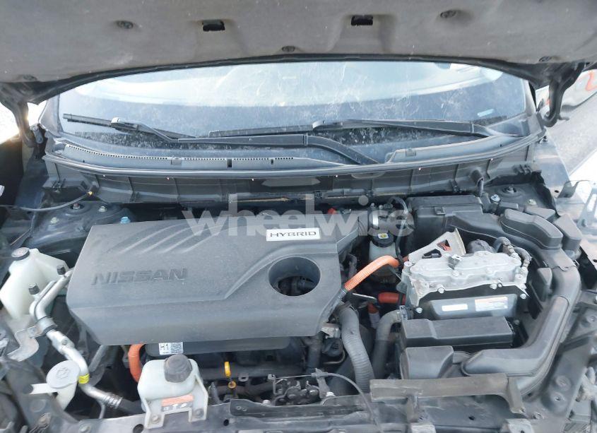 Photo 10 of 2018 Nissan Rogue HYBRID SL (VIN 5N1ET2MT6JC820592)