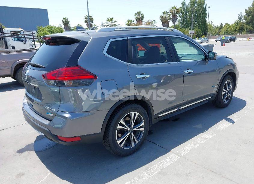 Photo 4 of 2017 Nissan Rogue HYBRID SL (VIN 5N1ET2MV9HC768242)