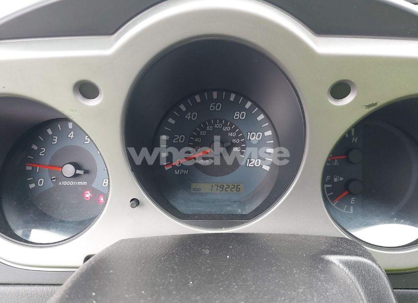 Photo 7 of 2002 Nissan Xterra SE S/C (VIN 5N1MD28Y12C560201)