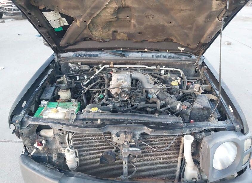 Photo 10 of 2002 Nissan Xterra XE S/C W/VSS (VIN 5N1MD28Y32C569806)