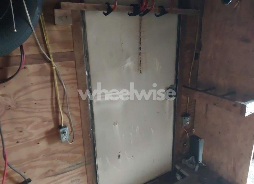 Photo 11 of 2004 Continenta Cargo (VIN 5NHTEXV224T601204)