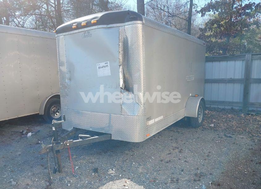 Photo 2 of 2015 Unknown Enclosed TRAILER (VIN 5NHUBL215FN083503)