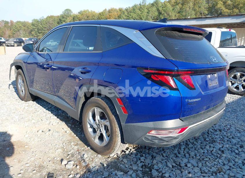 Photo 3 of 2022 Hyundai Tucson SE (VIN 5NMJA3AE5NH003867)