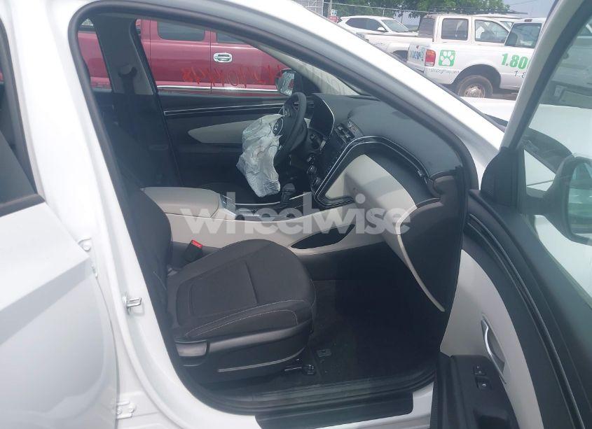 Photo 5 of 2023 Hyundai Tucson SE (VIN 5NMJA3AE6PH252181)