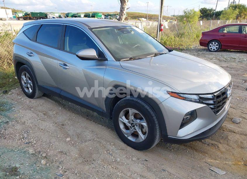 2022 Hyundai Tucson SE (VIN 5NMJA3AE7NH019598) main photo