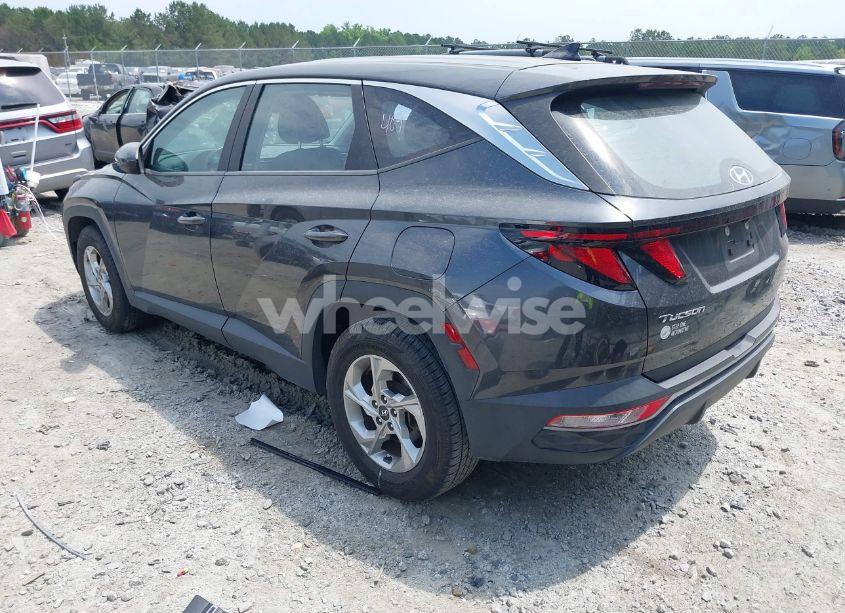 Photo 3 of 2022 Hyundai Tucson SE (VIN 5NMJA3AE9NH007081)