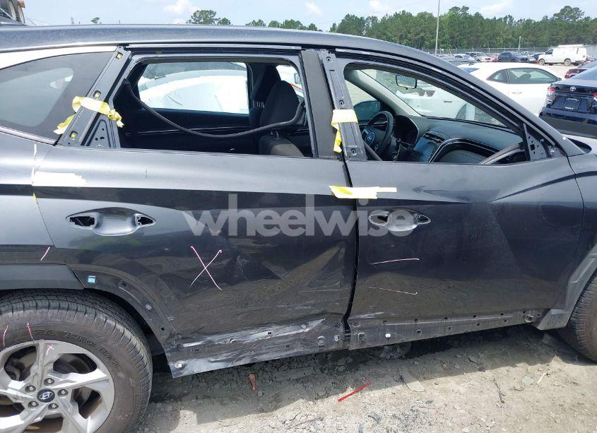 Photo 6 of 2022 Hyundai Tucson SE (VIN 5NMJA3AE9NH007081)