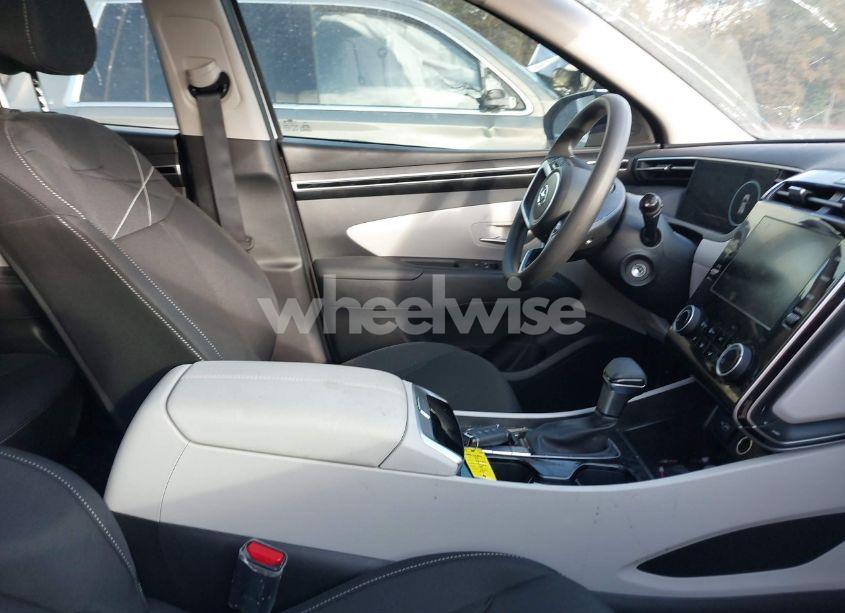 Photo 5 of 2024 Hyundai Tucson SE (VIN 5NMJA3DE2RH436368)