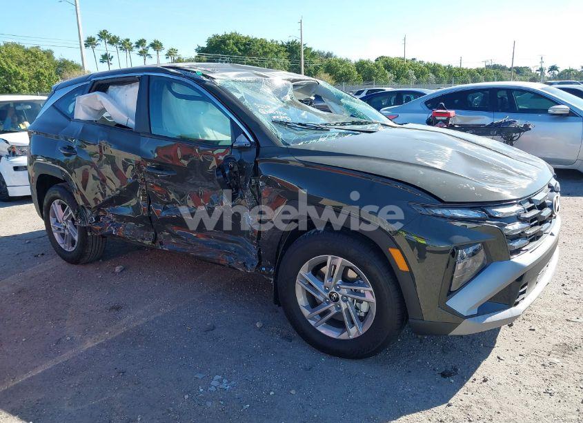 2025 Hyundai Tucson SE (VIN 5NMJA3DE2SH491988) main photo