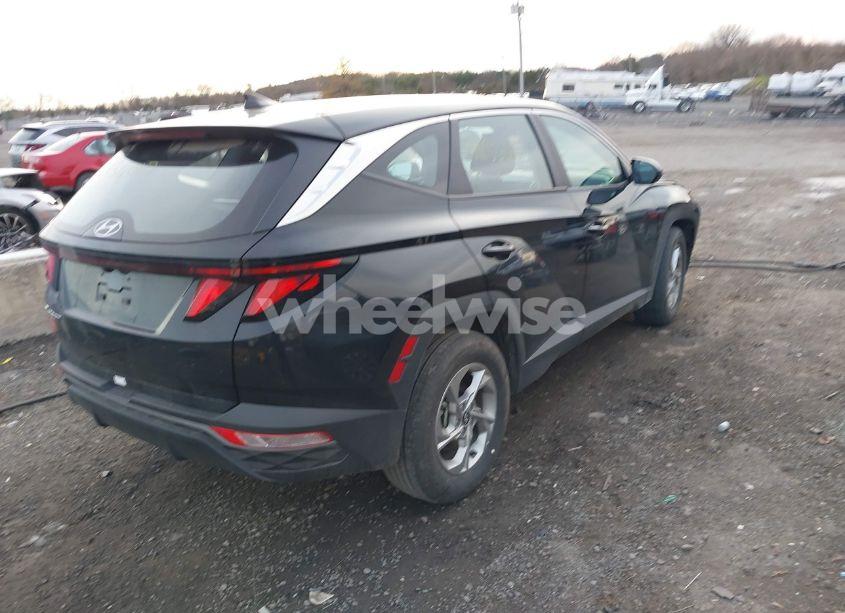 Photo 4 of 2024 Hyundai Tucson SE (VIN 5NMJA3DE5RH429401)