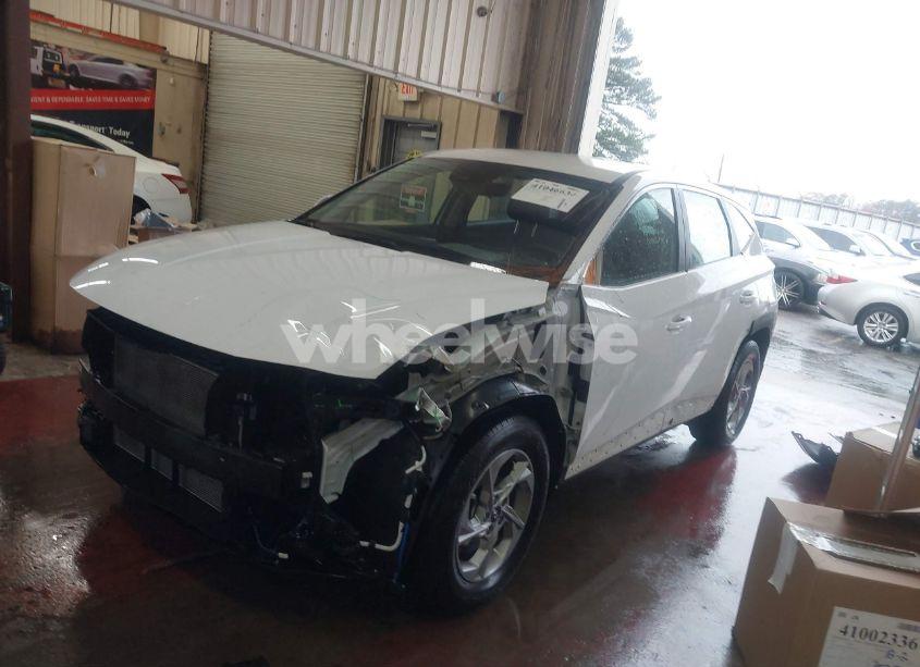 Photo 2 of 2024 Hyundai Tucson SE (VIN 5NMJA3DEXRH350497)