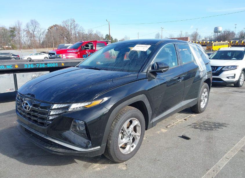 Photo 2 of 2024 Hyundai Tucson SE (VIN 5NMJA3DEXRH393267)