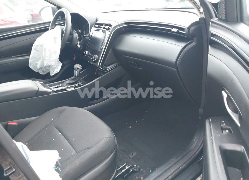 Photo 5 of 2022 Hyundai Tucson SE (VIN 5NMJACAE2NH017631)