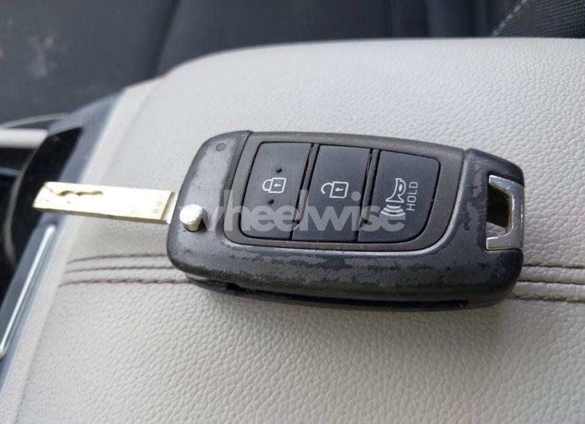 Photo 11 of 2022 Hyundai Tucson SE (VIN 5NMJACAE2NH086819)