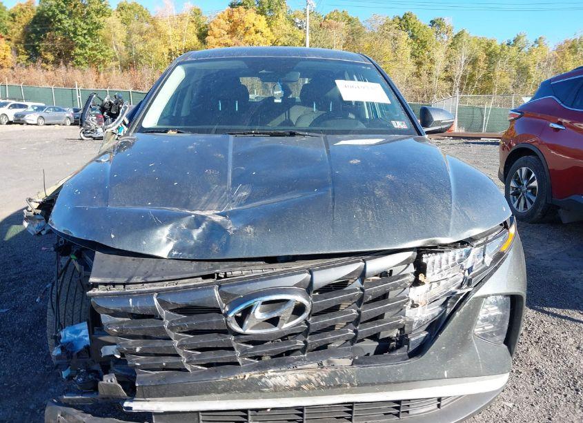 Photo 12 of 2022 Hyundai Tucson SE (VIN 5NMJACAE2NH115865)