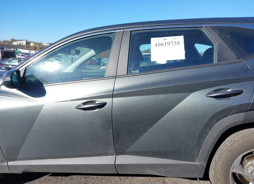 Photo 14 of 2022 Hyundai Tucson SE (VIN 5NMJACAE2NH115865)