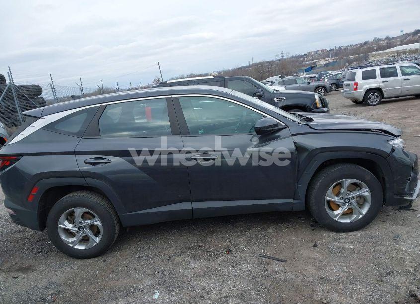 Photo 14 of 2022 Hyundai Tucson SE (VIN 5NMJACAE3NH000434)