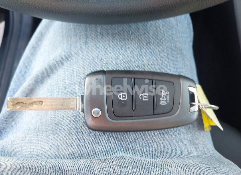 Photo 11 of 2022 Hyundai Tucson SE (VIN 5NMJACAE4NH061646)